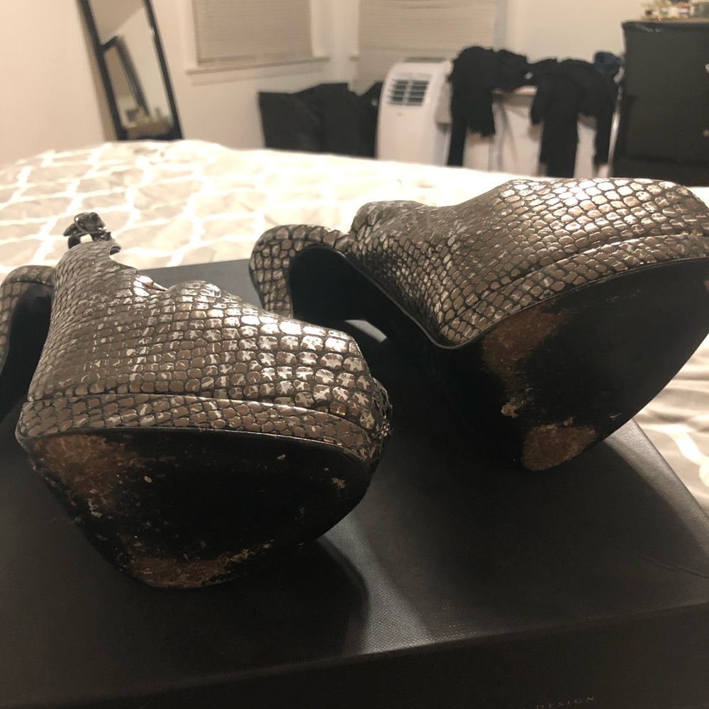 100% Authentic - image 4